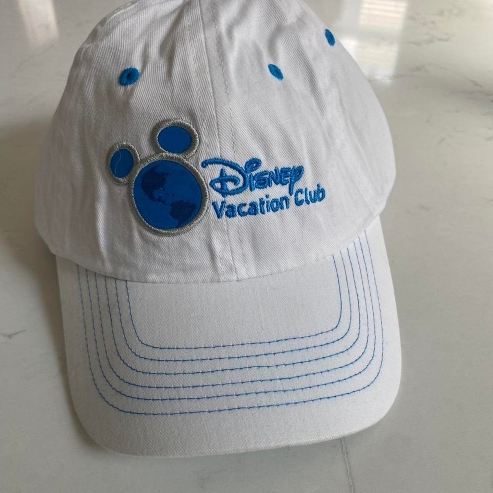 Disney‎ Vacation Club Member Hat White Blue Embroidered Disney Parks